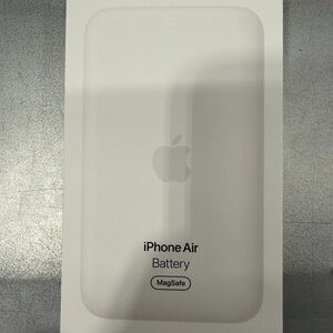 Apple MagSafe Battery Pack - White